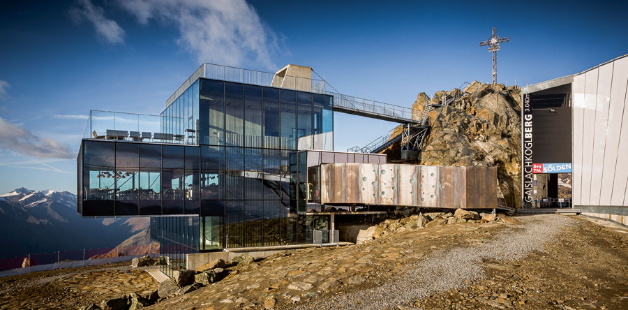 007 Elements – das neue James Bond Museum